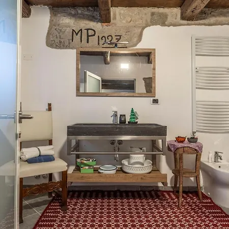 Orazio Liberty House, Fivizzano, Wifi And Jacuzzi * Collegnago