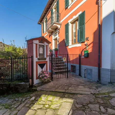 Orazio Liberty House, Fivizzano, Wifi And Jacuzzi Villa *