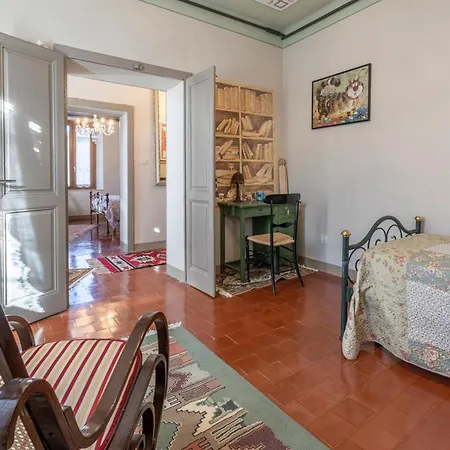 Villa Orazio Liberty House, Fivizzano, Wifi And Jacuzzi *