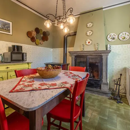 Orazio Liberty House, Fivizzano, Wifi And Jacuzzi
