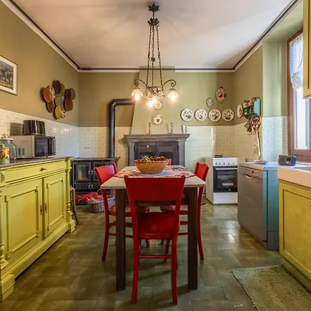 Orazio Liberty House, Fivizzano, Wifi And Jacuzzi Collegnago